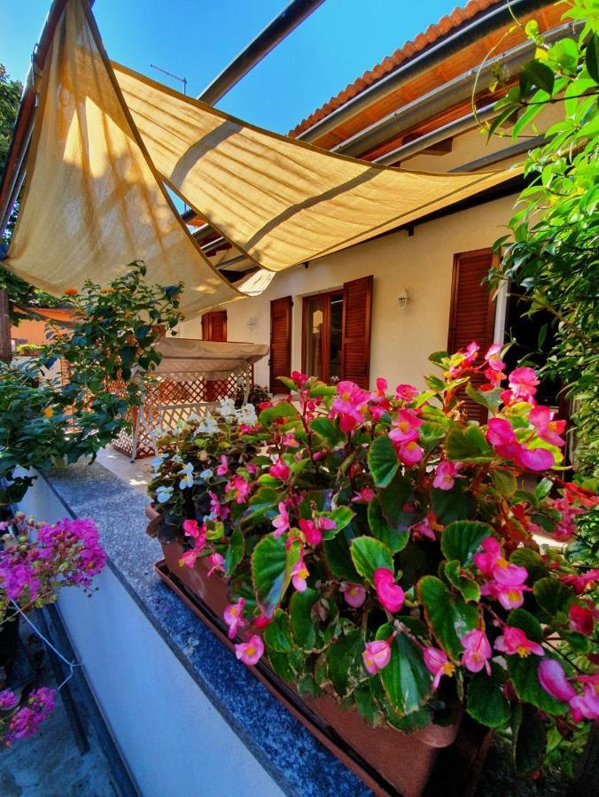 Beb I Portici Bed and Breakfast Cernobbio Exteriör bild