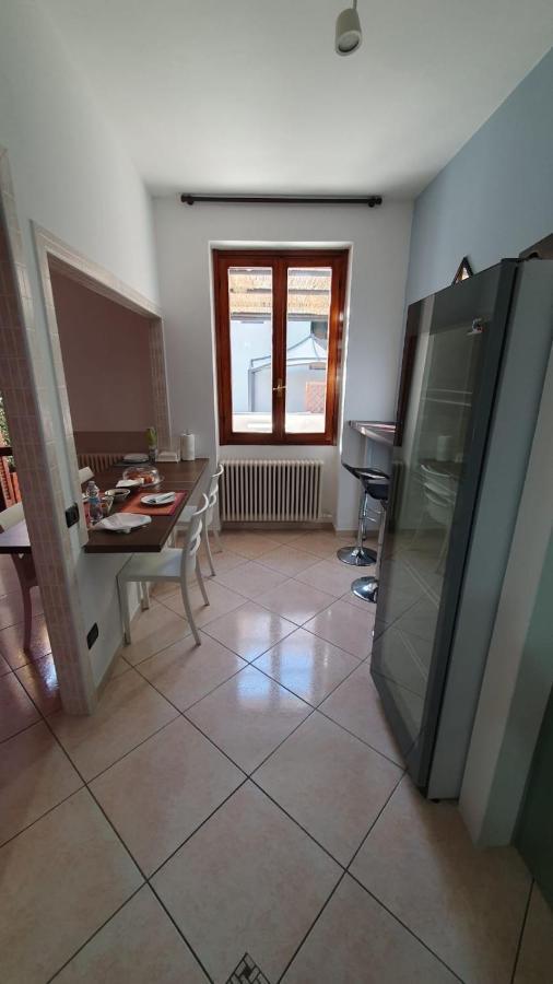Beb I Portici Bed and Breakfast Cernobbio Exteriör bild